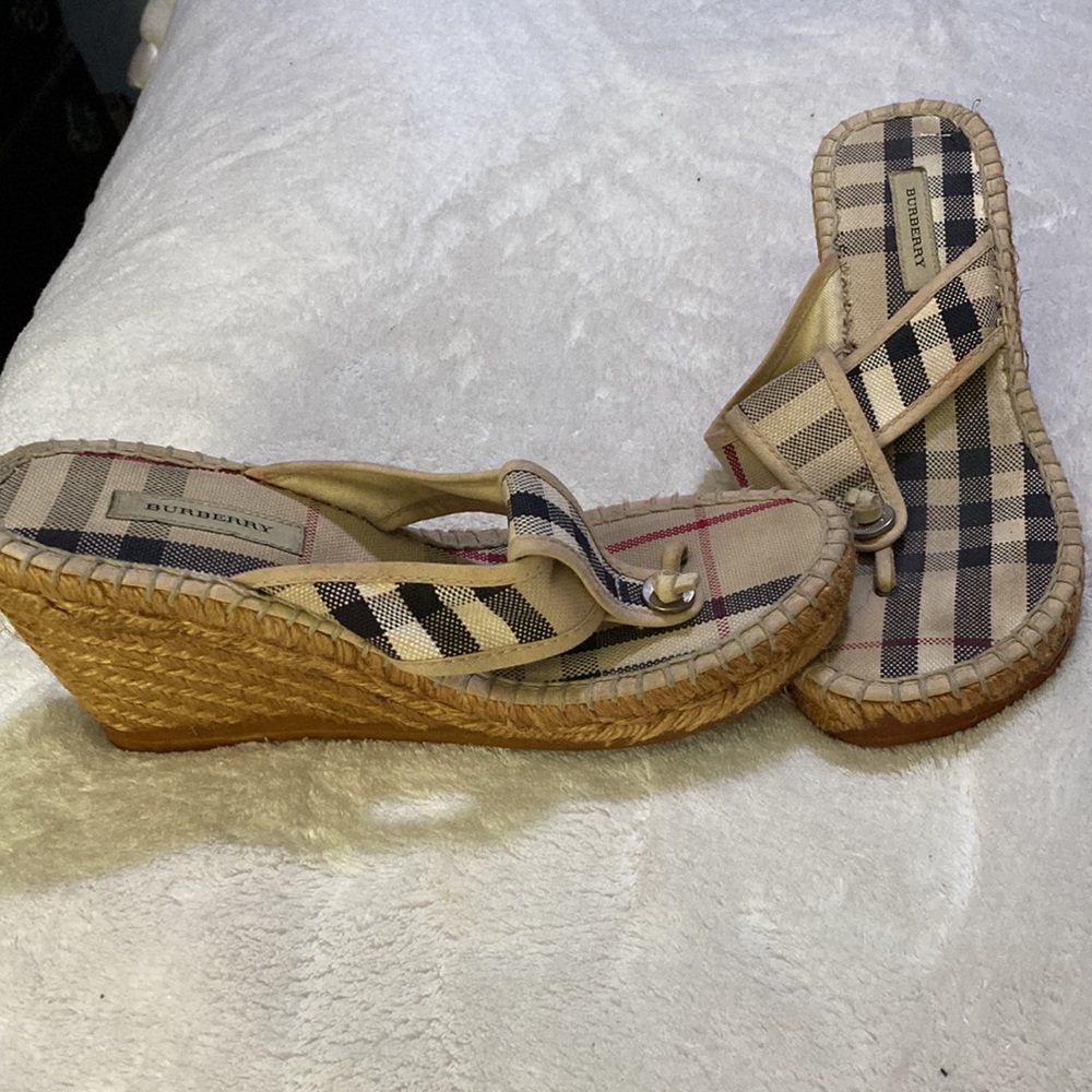 Burberry wedge Sandals - Picture 3 of 16